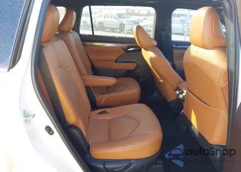 2021 Toyota Highlander Platinum from USA, damaged, VIN 5TDFZRAH7MS051426